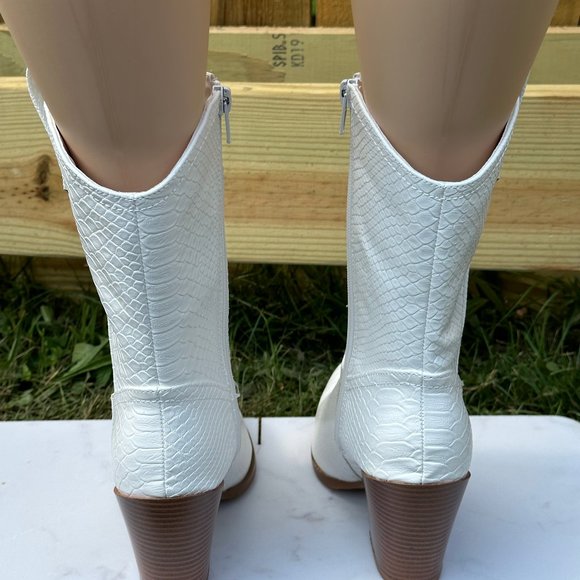* Mata White Cowgirl Cowboy Ankle Boots Western Block Heels - Picture 5 of 5